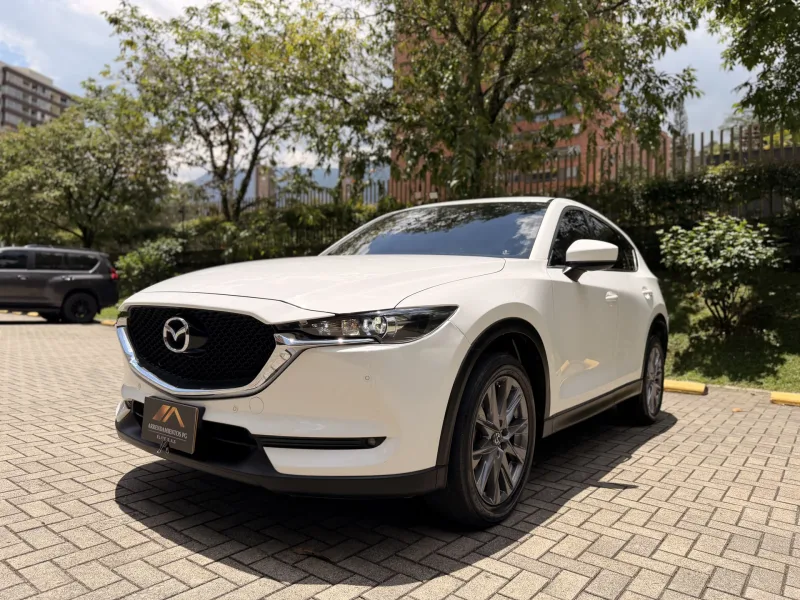 Alquiler Mazda CX 5 Grand Touring en Medellín